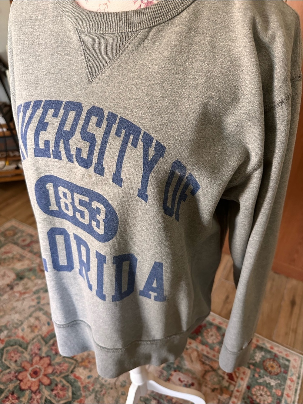 Gray University of Florida Graphic Crewneck Sweatshirt - Picture 2 of 4
